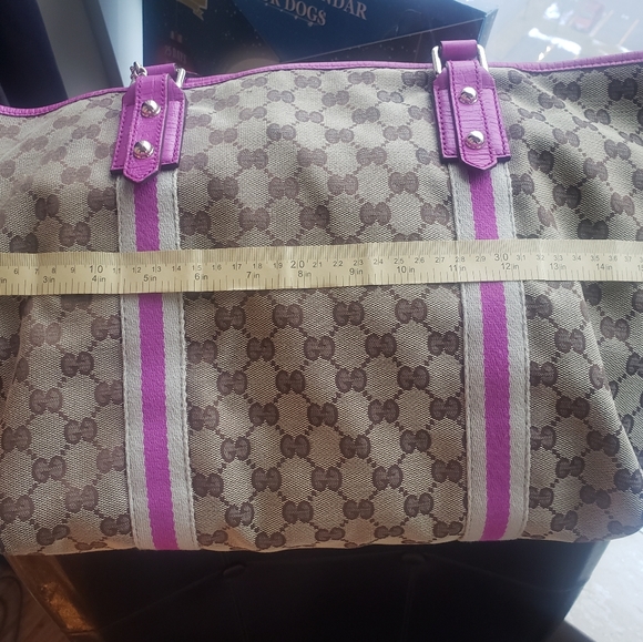 Gucci - Picture 8 of 17